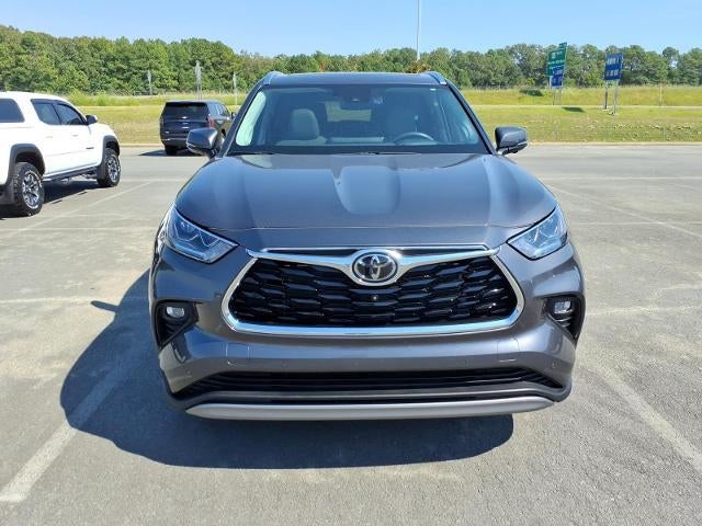 2023 Toyota Highlander Platinum FWD (Natl)