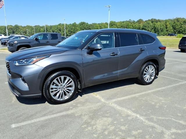 2023 Toyota Highlander Platinum FWD (Natl)