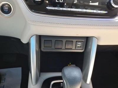 2022 Toyota Corolla Cross LE 2WD (Natl)