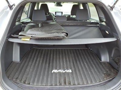 2023 Toyota RAV4 Hybrid SE AWD (Natl)