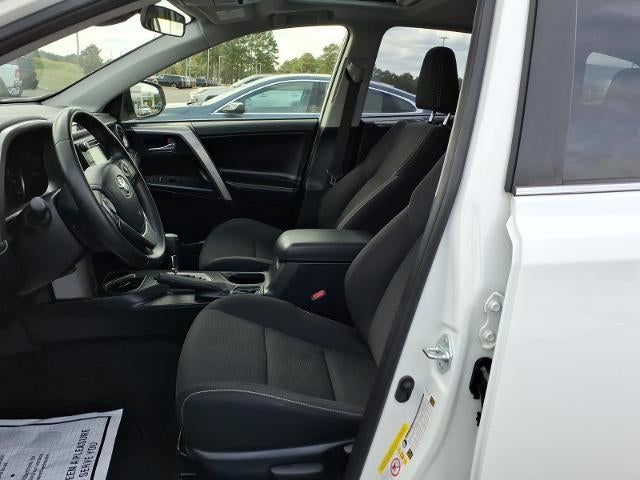 2018 Toyota RAV4 XLE FWD (GS)