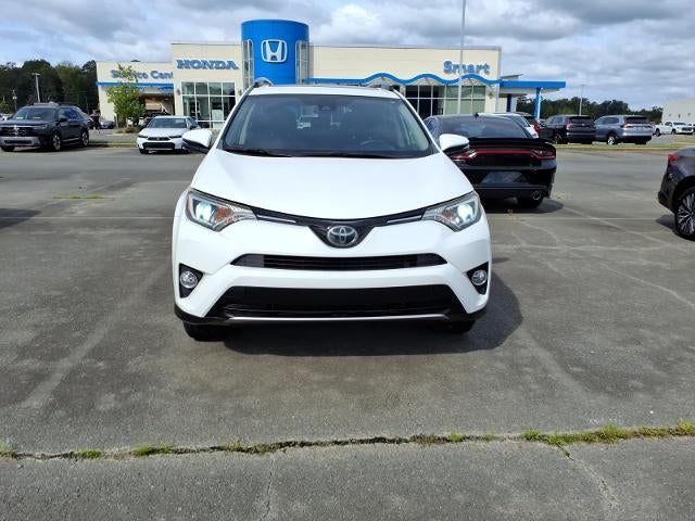 2018 Toyota RAV4 XLE FWD (GS)
