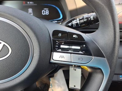 2025 Hyundai ELANTRA SE IVT
