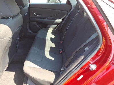 2025 Hyundai ELANTRA SE IVT