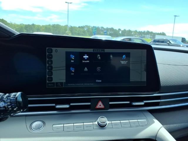 2025 Hyundai ELANTRA Limited IVT
