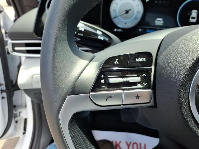 2025 Hyundai ELANTRA Limited IVT