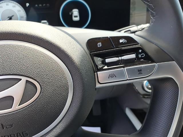 2025 Hyundai ELANTRA Limited IVT