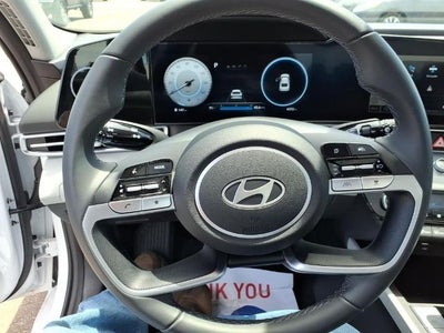 2025 Hyundai ELANTRA Limited IVT