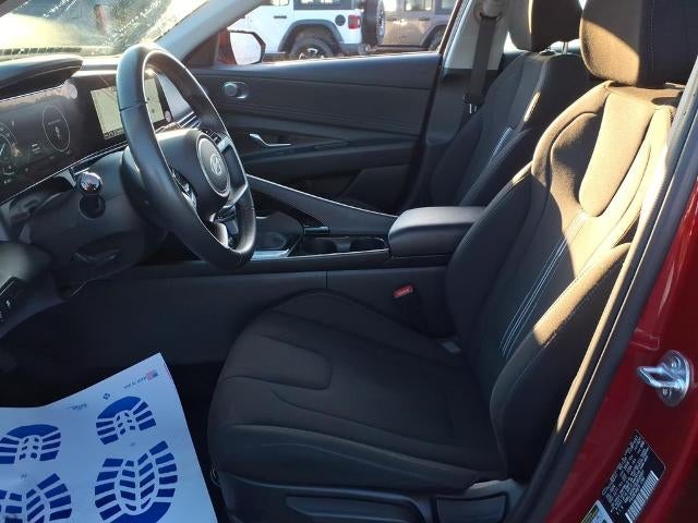 2025 Hyundai ELANTRA SEL Convenience IVT