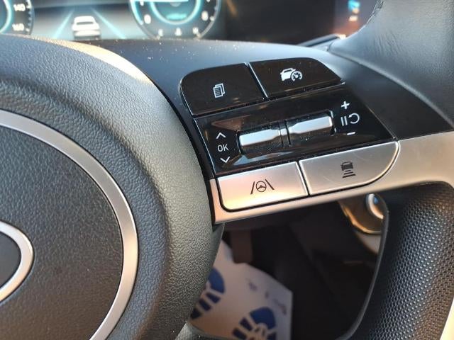 2025 Hyundai ELANTRA SEL Convenience IVT